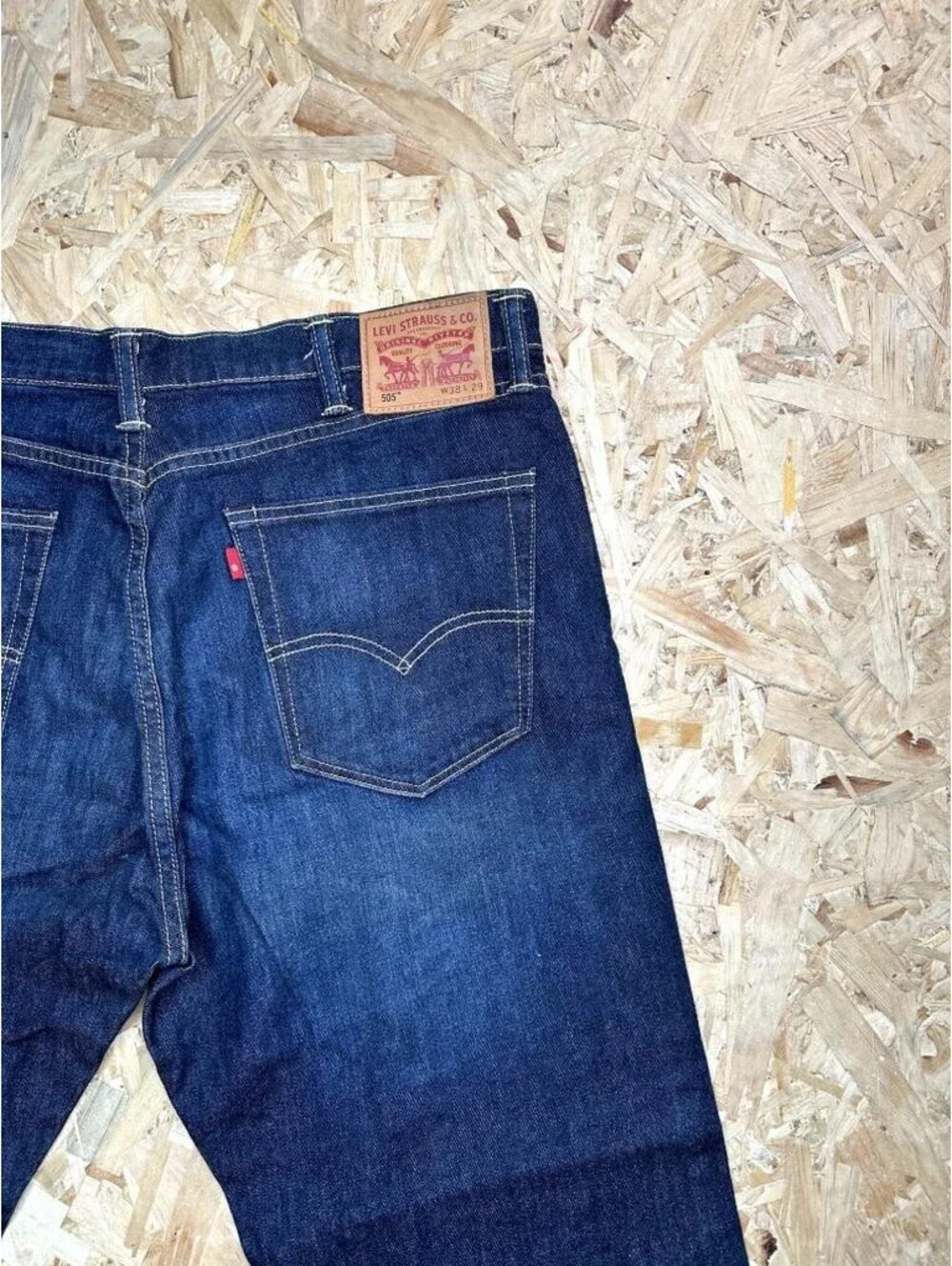 Levis 505 Regular Fit Jeans Mens 38x27 Blue Denim Straight Leg Pants